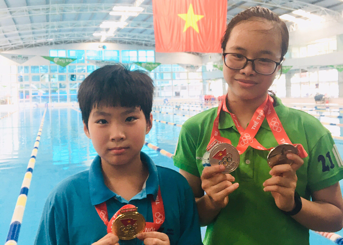 HS Tiểu học Nguyễn Siêu giành HC Vàng, Bạc môn bơi Hội khỏe Phù Đổng thành phố