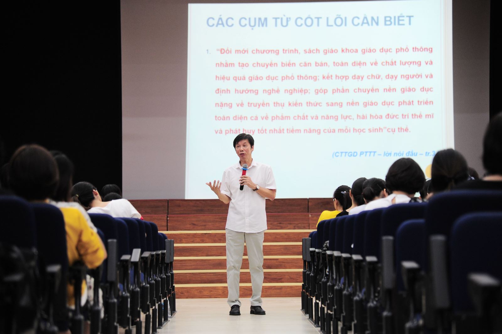 Quận Cầu Giấy tổ chức chuyên đề bồi dưỡng giáo viên tại trường Nguyễn Siêu