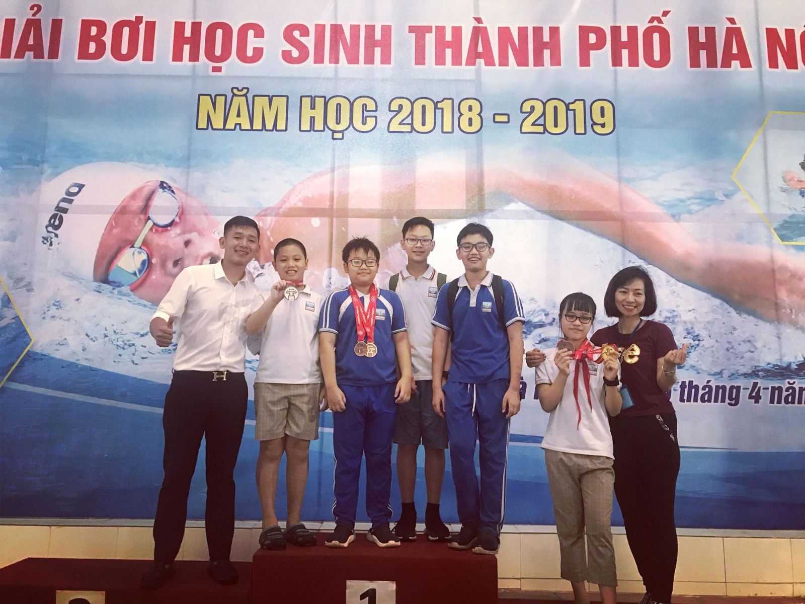 Giải Bơi học sinh Hà Nội & 5 huy chương cho các "kình ngư" Nguyễn Siêu