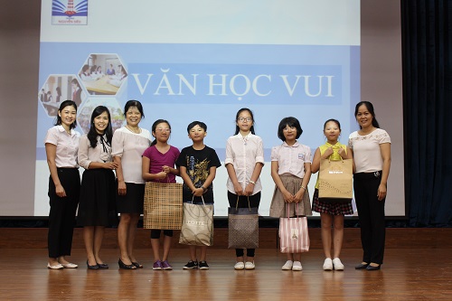 Văn học vui