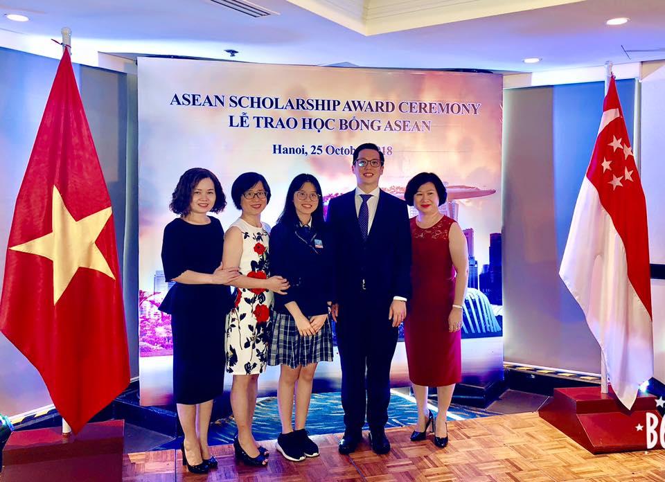Gia Linh giành học bổng ASEAN