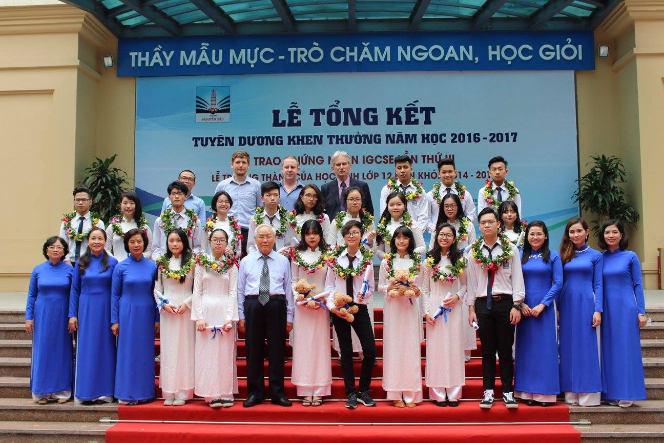 TRAO CHỨNG NHẬN IGCSE LẦN THỨ III NĂM 2017