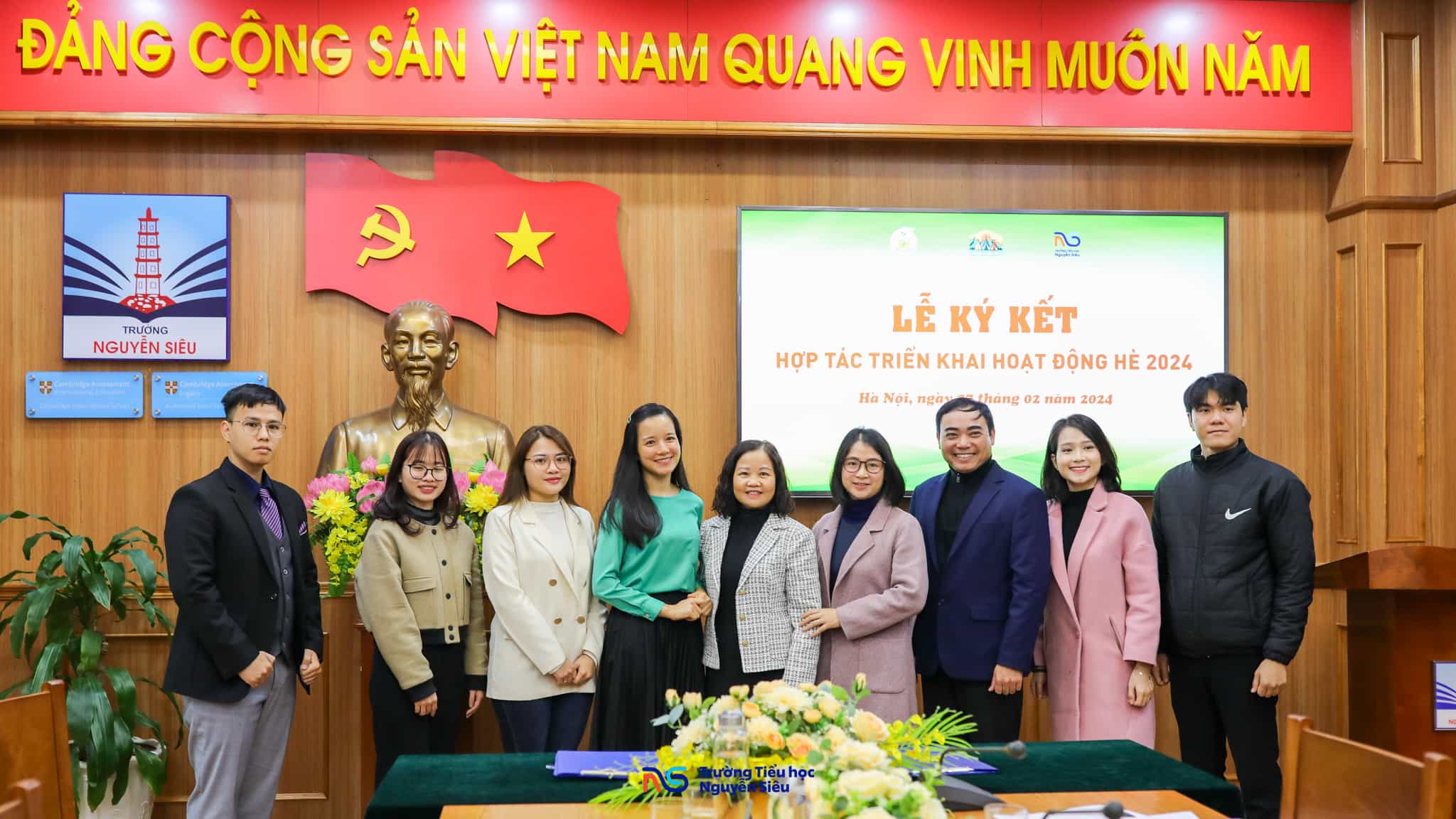 ký kết