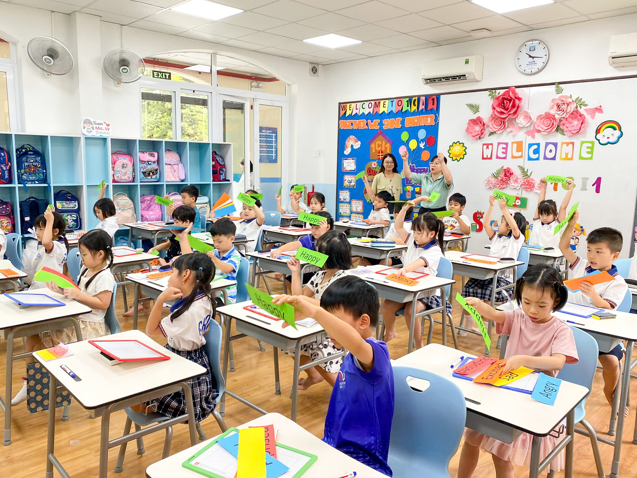 Các con trong giờ học Wellbeing lý thú