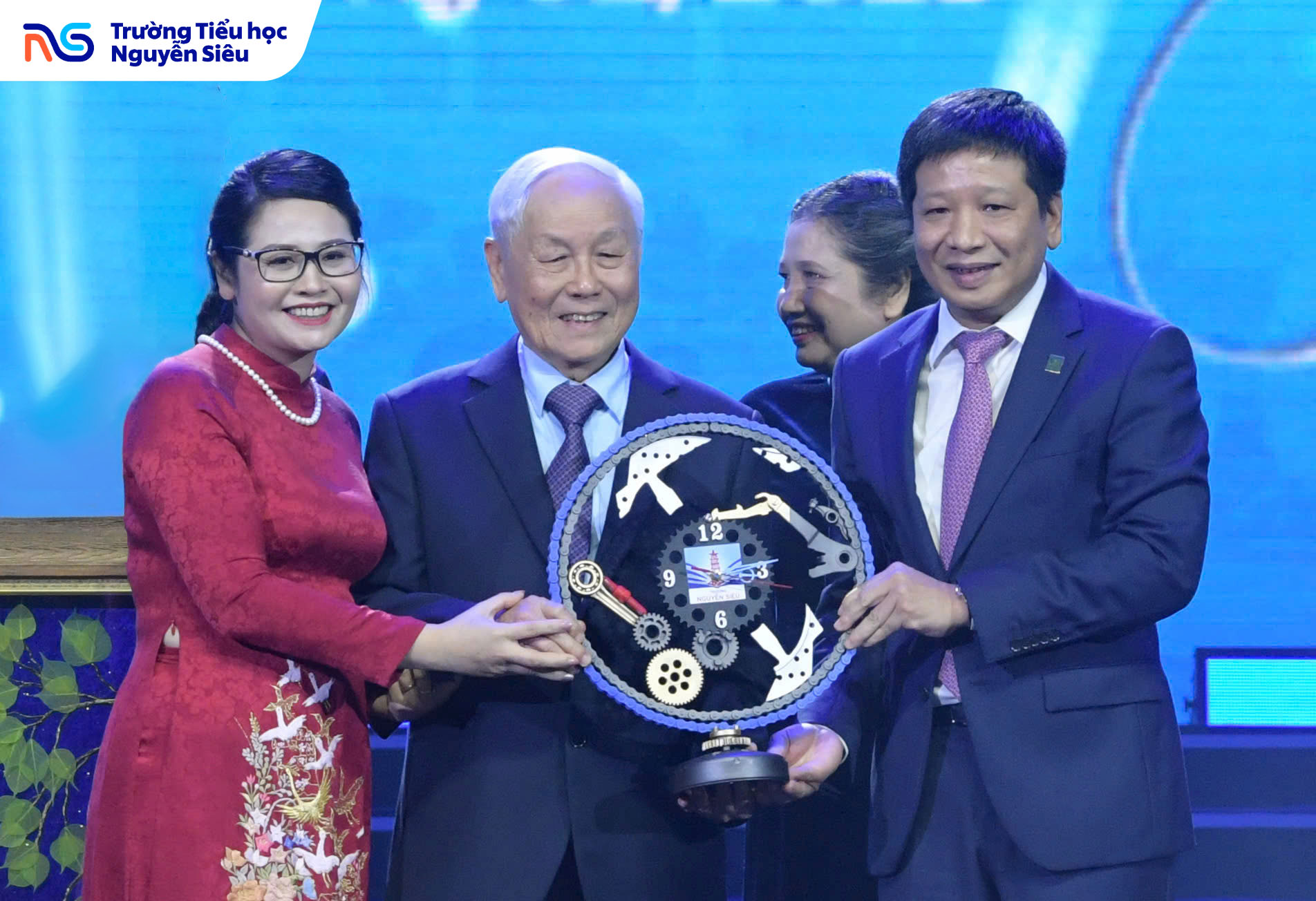 Thông báo của nhà sáng lập